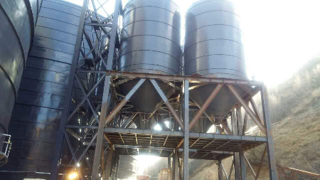 礦粉粉煤灰行業鋼板倉實例
